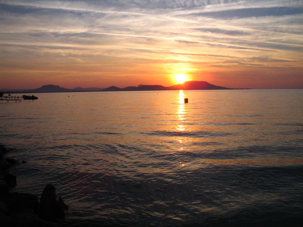 Balatongyörökről balatoni napkelte